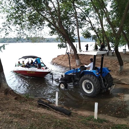 Apartamento Do Lago, Com Churrasqueira Privativa , Cozinha , Internet Banda Larga, Rampa Barco E Jet, Pesqueiro - B101 Caldas Novas Zewnętrze zdjęcie