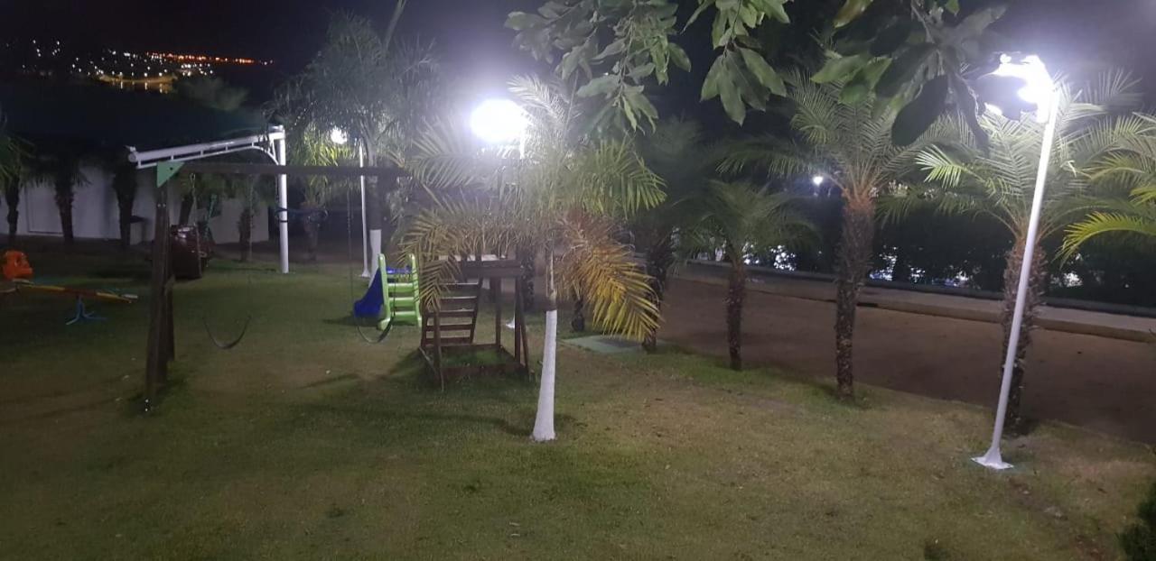 Apartamento Do Lago, Com Churrasqueira Privativa , Cozinha , Internet Banda Larga, Rampa Barco E Jet, Pesqueiro - B101 Caldas Novas Zewnętrze zdjęcie