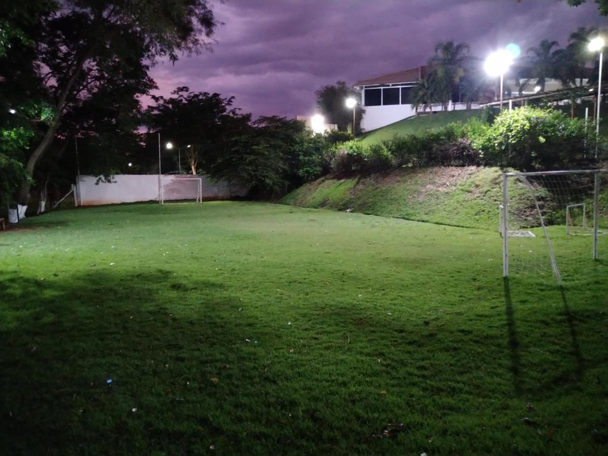 Apartamento Do Lago, Com Churrasqueira Privativa , Cozinha , Internet Banda Larga, Rampa Barco E Jet, Pesqueiro - B101 Caldas Novas Zewnętrze zdjęcie