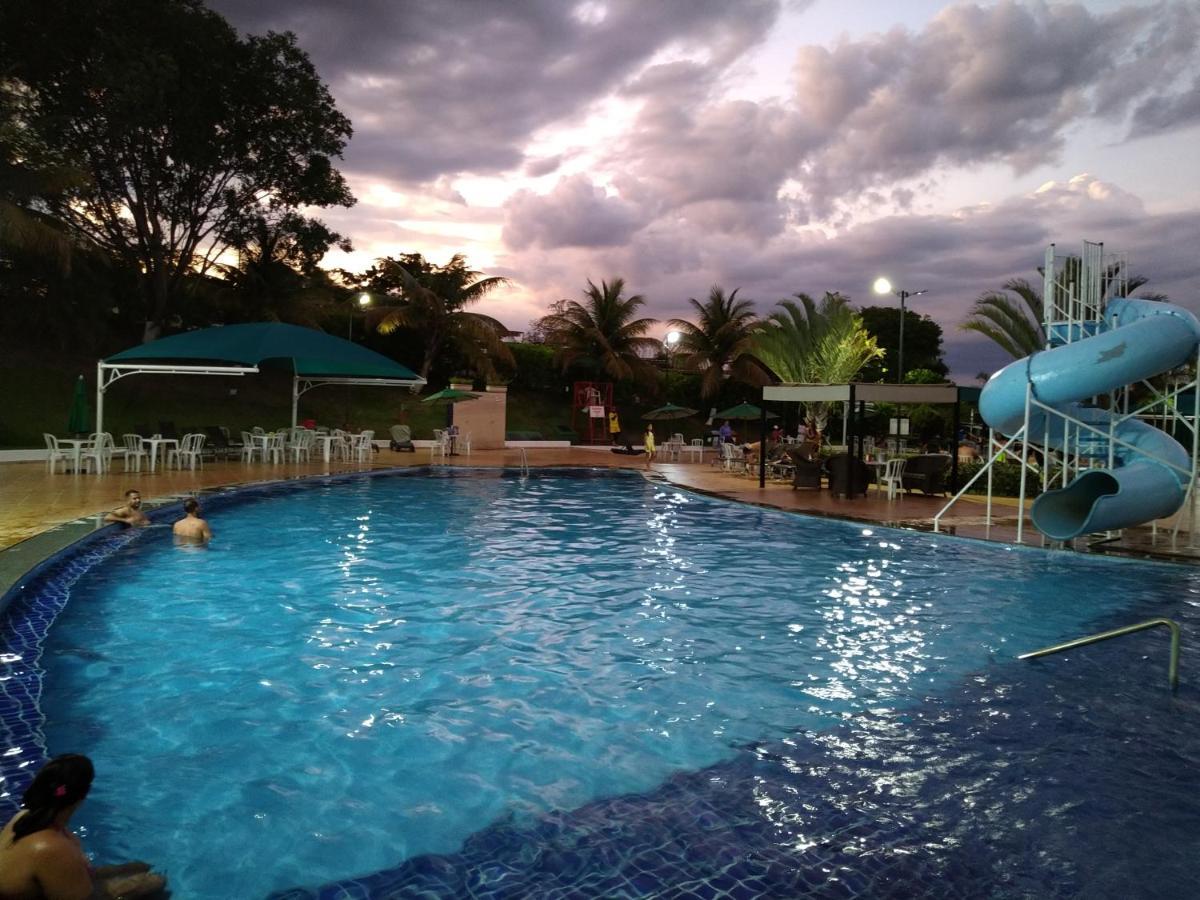 Apartamento Do Lago, Com Churrasqueira Privativa , Cozinha , Internet Banda Larga, Rampa Barco E Jet, Pesqueiro - B101 Caldas Novas Zewnętrze zdjęcie